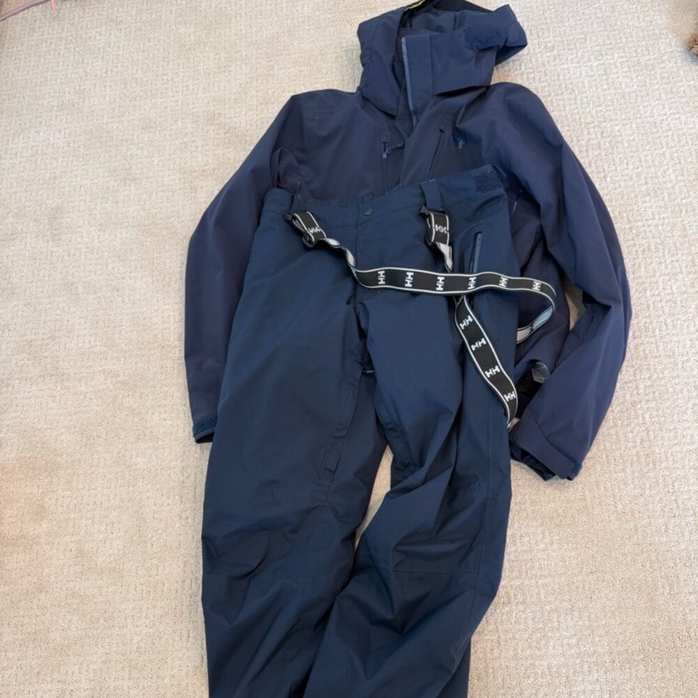 Men Helly Hansen Ski Jacket and Ski Pants